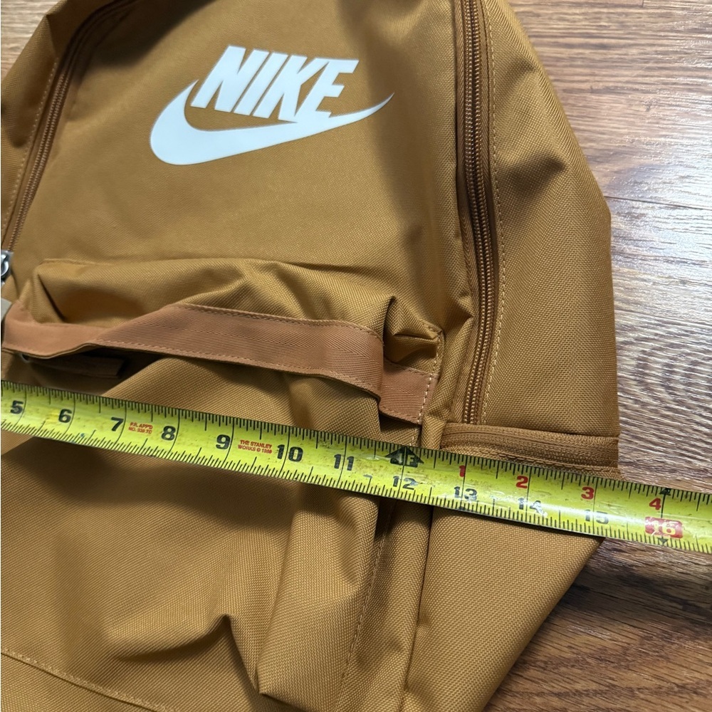 🆕 Nike Heritage Backpack Unisex Sports Bag Casual Travel Bag Brown DC4244-224 - Picture 8 of 8